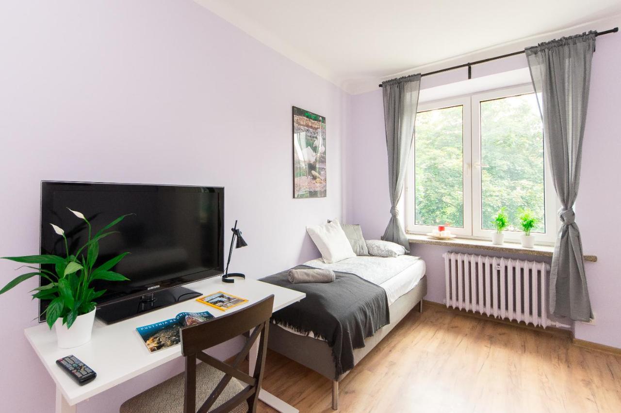 3-Bedroom Flat In City Center P4You Pl クラクフ エクステリア 写真