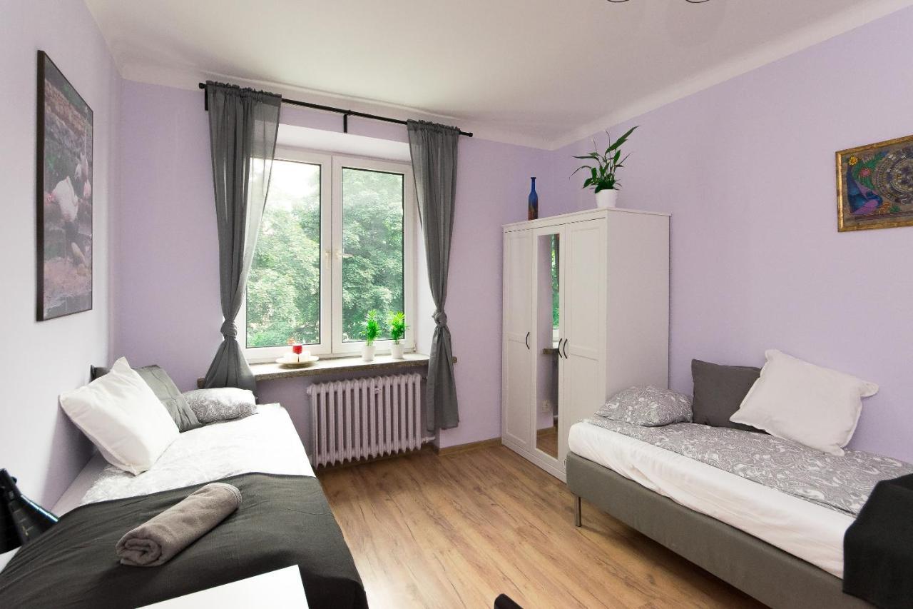 3-Bedroom Flat In City Center P4You Pl クラクフ エクステリア 写真