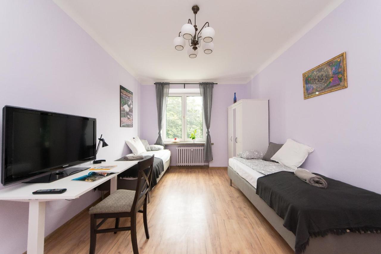 3-Bedroom Flat In City Center P4You Pl クラクフ エクステリア 写真