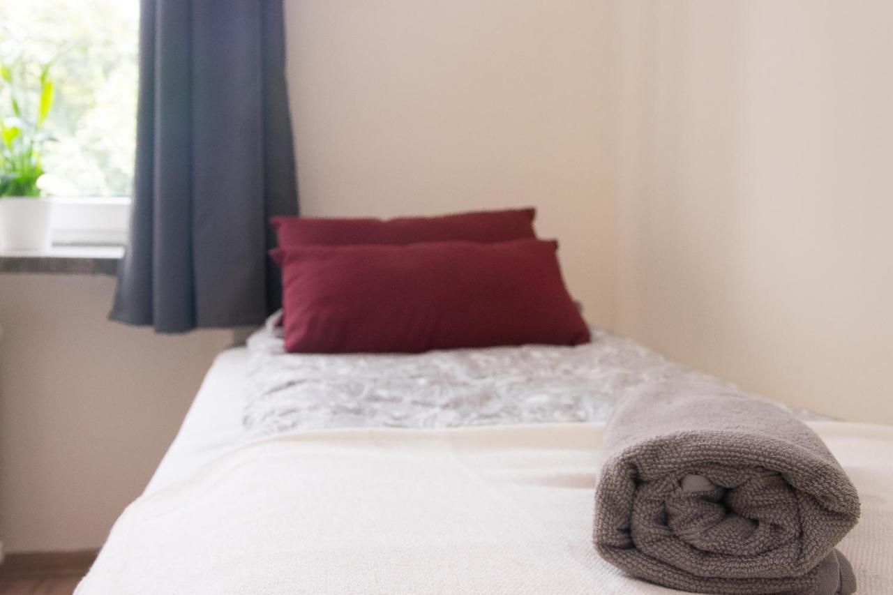 3-Bedroom Flat In City Center P4You Pl クラクフ エクステリア 写真