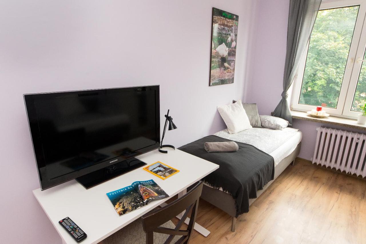3-Bedroom Flat In City Center P4You Pl クラクフ エクステリア 写真